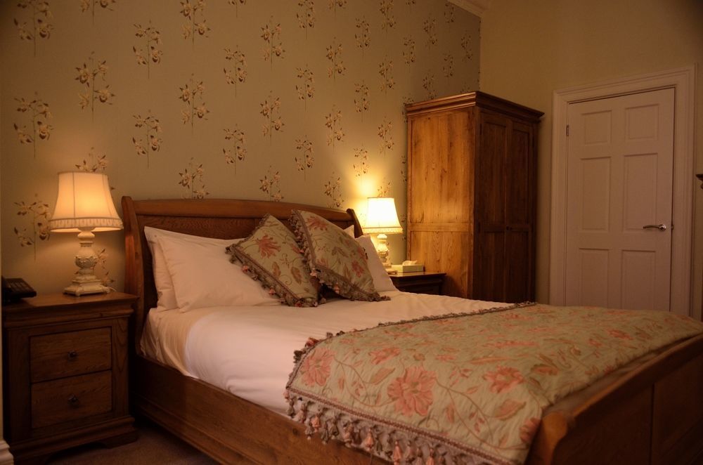 The Thomas Paine Hotel Thetford Extérieur photo